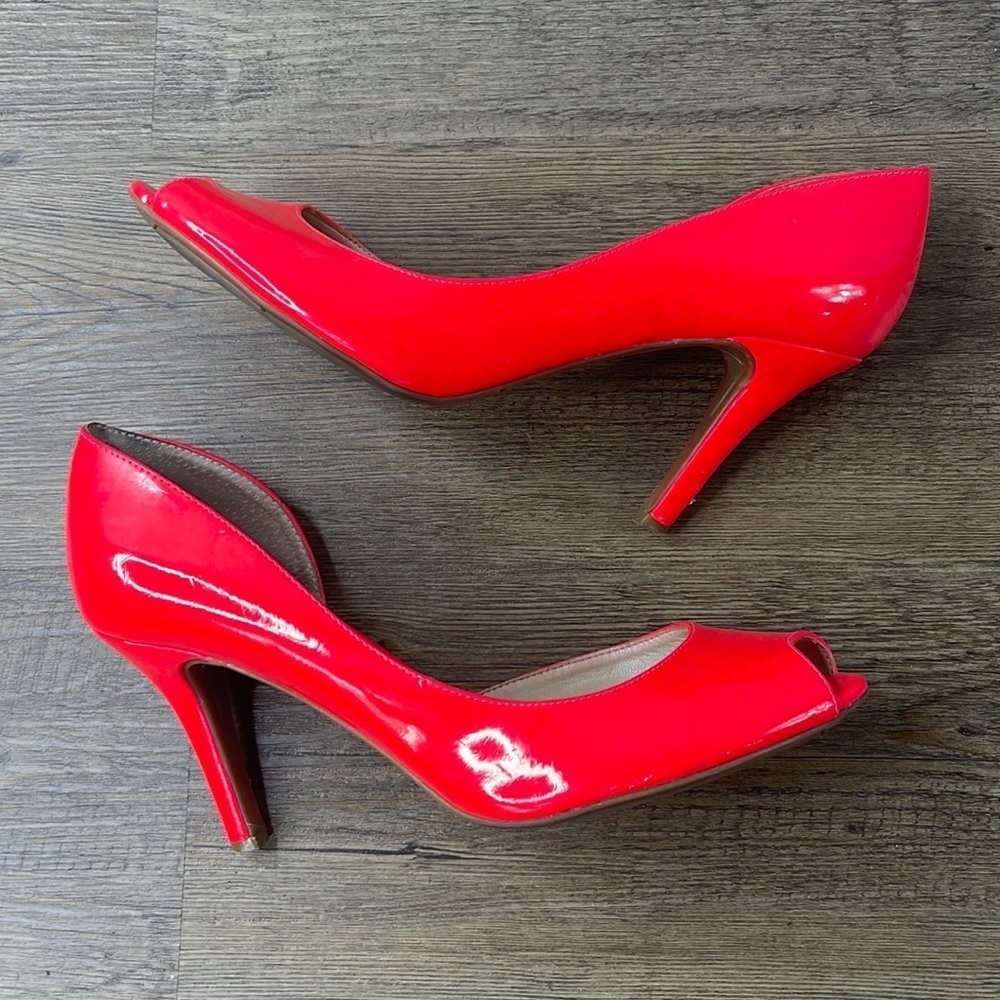 Marc Fisher Women’s Neon Pink Open Toe Pump Heel, size 7.5